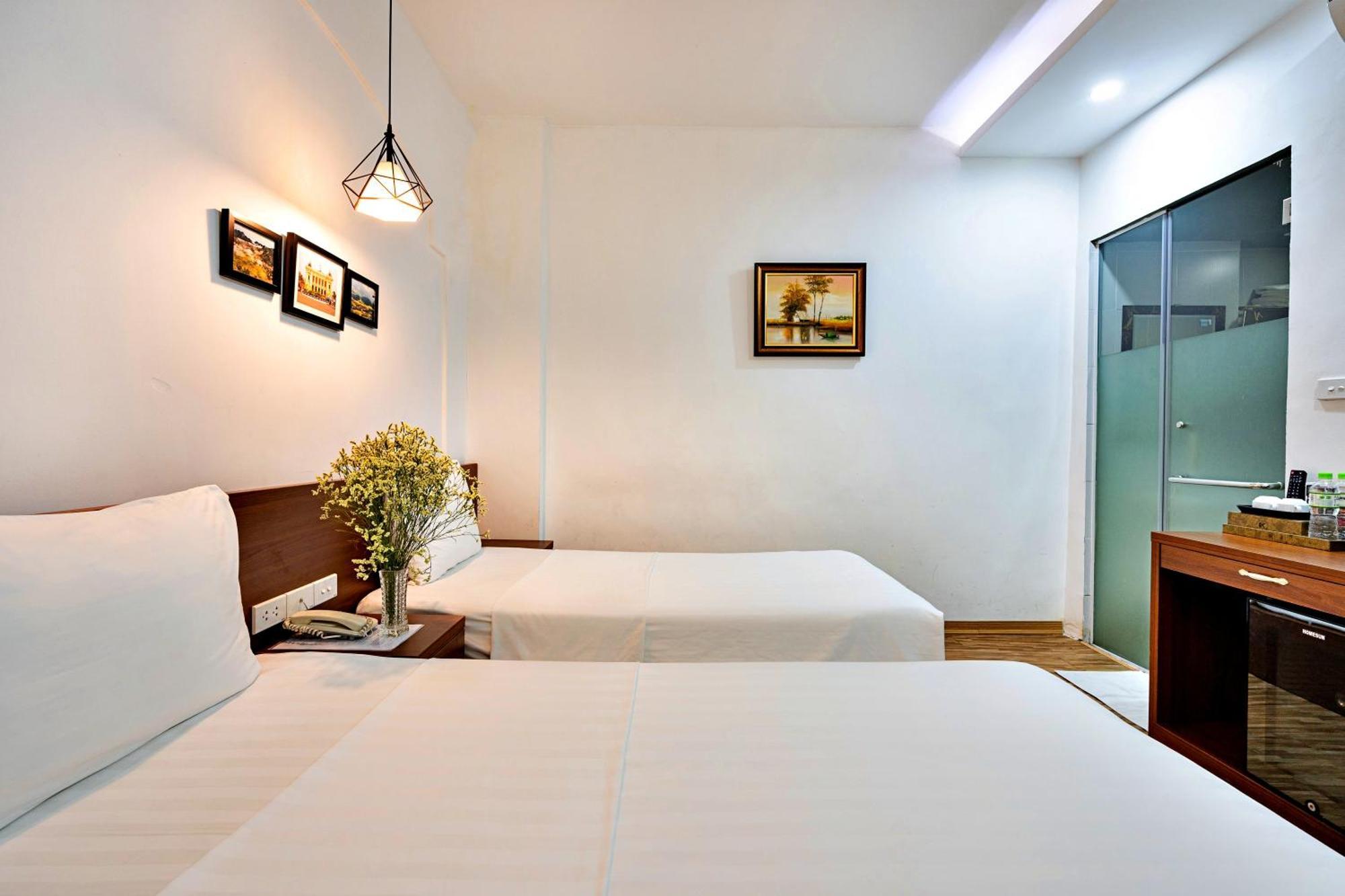 Serene Hotel Hanoi Buitenkant foto