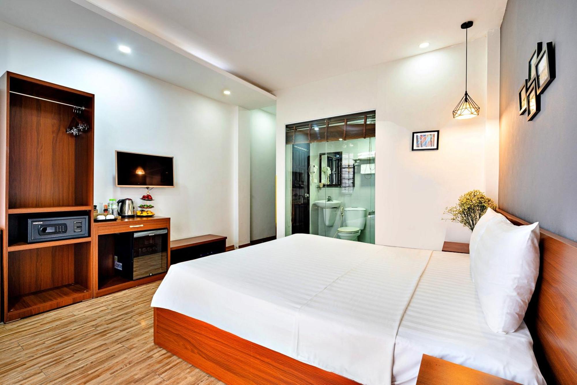 Serene Hotel Hanoi Buitenkant foto